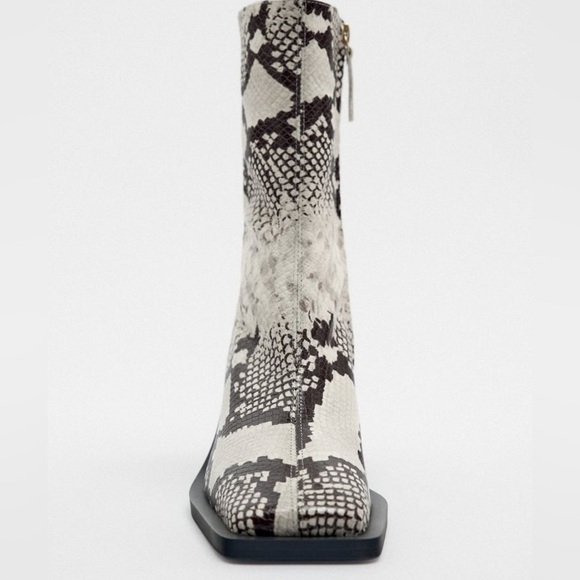 NEW Zara Snake Print Leather Block Heel Squared Toe Ankle Boots Booties 2130/010 - Picture 4 of 13